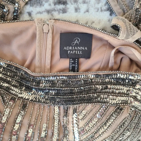 Dress - Picture 7 of 8